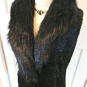 Ivanka Trump Black Fur Scarf with Plush Texture and Wide Design